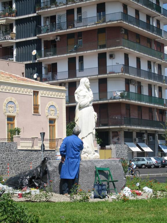 B&B Lognina Lungomare Catania Bagian luar foto