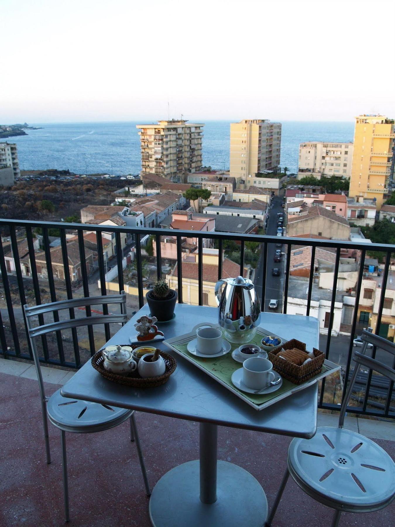 B&B Lognina Lungomare Catania Bagian luar foto